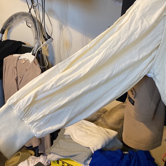 Zara too - Picture 2 of 3